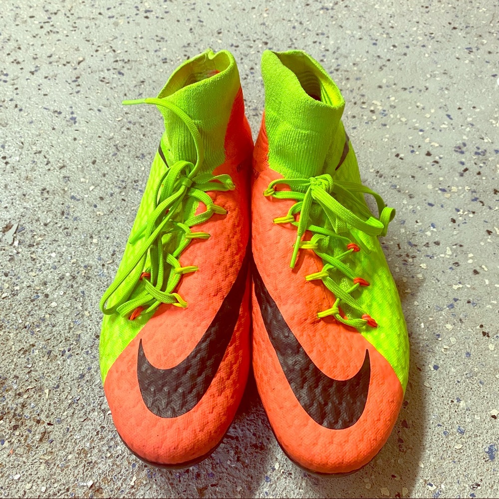 Nike Hypervenom Soccer Cleats